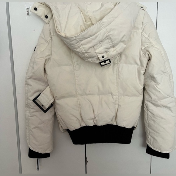 Only puffer jacket- size xs PTP 17inch - Picture 6 of 13